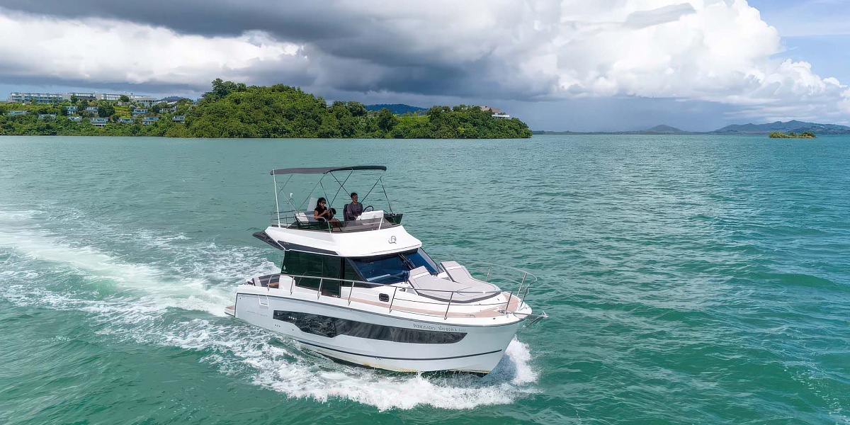 Аренда яхты Jeanneau Merry Fisher 34 на Пхукете | Extremalov Group